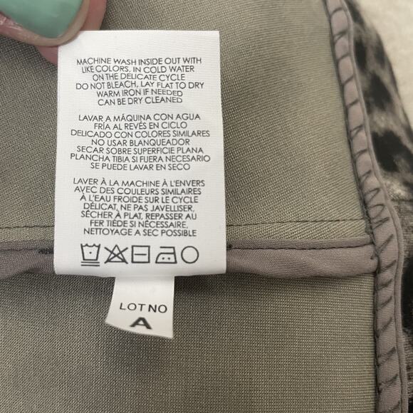 Cabi Blazer Womens 4 Leopard Animal Print Stretch Jacket Chic Style 3373 - Picture 12 of 15